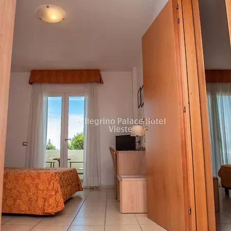Pellegrino Palace Hotel 4*