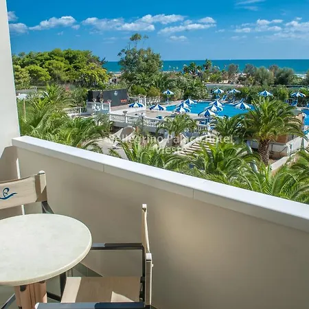 Pellegrino Palace Hotel 4*