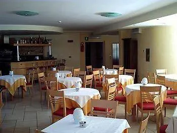 佩莱格里诺宫俱乐部酒店